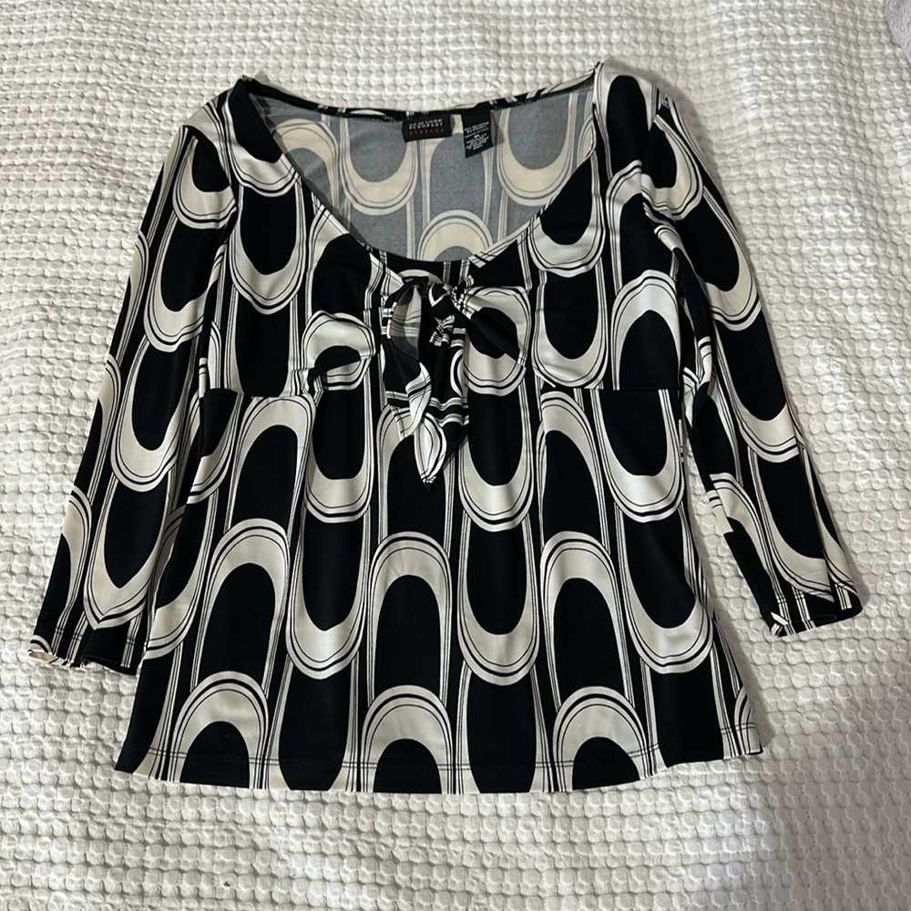 Women’s blouse
